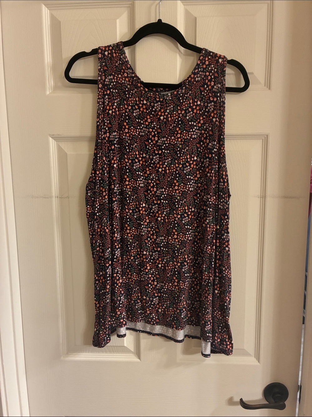 Old Navy Floral Dot Tank Top - Black with Peach & White